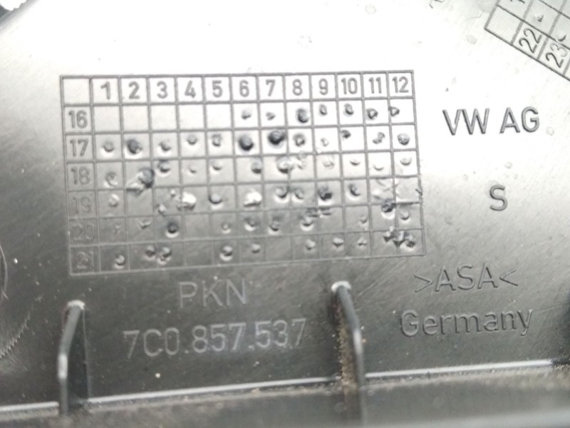 Recambio de moldura para volkswagen crafter kasten (sy) furgón 35 bl ta fwd referencia OEM IAM 7C0857537  