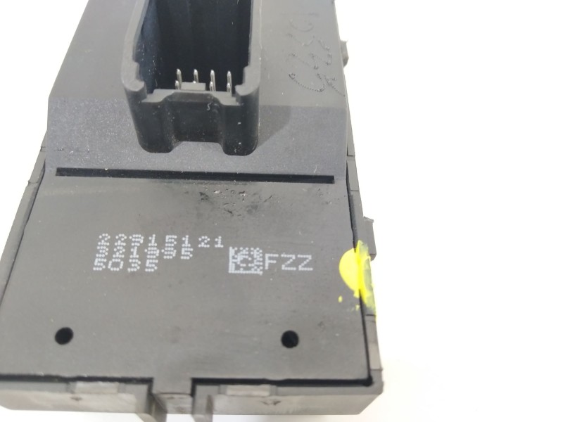 Recambio de mando elevalunas delantero izquierdo para opel insignia berlina 2.0 cdti referencia OEM IAM 22915121  