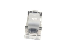 Recambio de mando elevalunas delantero derecho para toyota auris (_e18_) 1.8 hybrid (zwe186_) referencia OEM IAM 8481002140  192