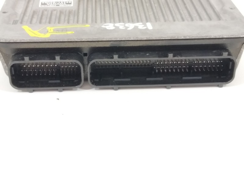 Recambio de centralita motor uce para toyota auris (_e18_) 1.8 hybrid (zwe186_) referencia OEM IAM 896610ZU60  MB2756009480