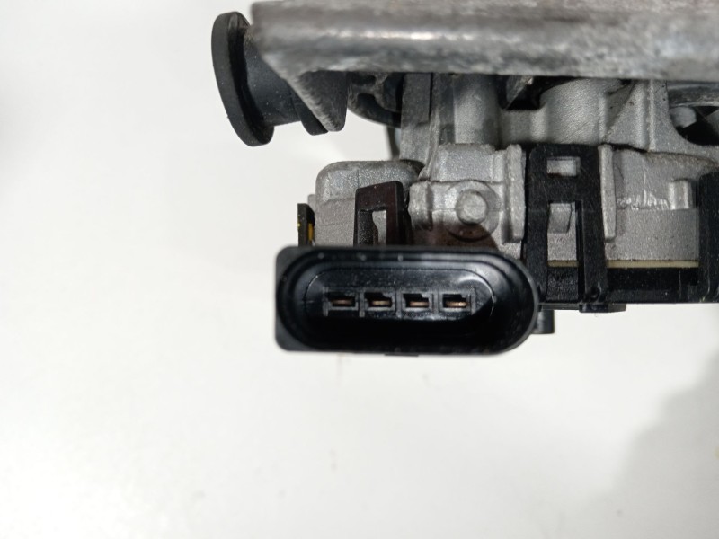 Recambio de motor limpia delantero para ford fiesta (cb1) titanium referencia OEM IAM 8a6117b571aa  8a6117500ad