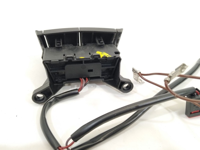 Recambio de mando volante para ford kuga i 2.0 tdci referencia OEM IAM 3M5T9E740AD  