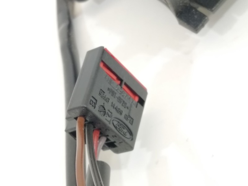 Recambio de mando volante para ford kuga i 2.0 tdci referencia OEM IAM 3M5T9E740AD  