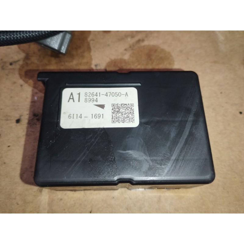 Recambio de caja reles / fusibles para toyota c-hr (_x1_) 1.8 hybrid (zyx10_, zyx11_) referencia OEM IAM 8264147050  