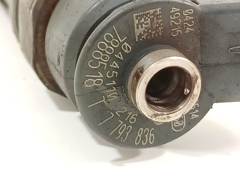 Recambio de inyector para bmw serie 3 berlina (e46) 320d referencia OEM IAM 7793836  0445110216