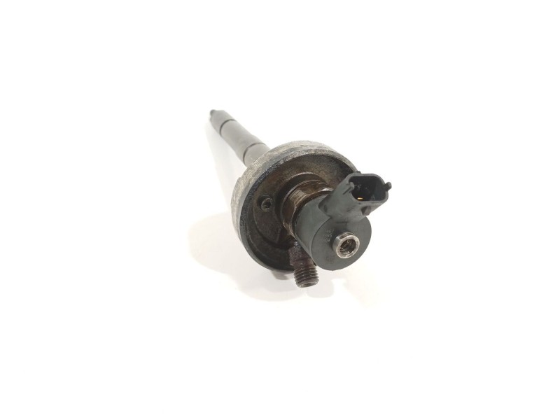 Recambio de inyector para renault 160.35 (4x2) camion frigorifico referencia OEM IAM 0445110169  