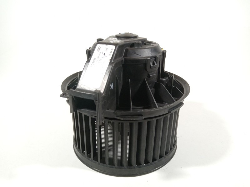 Recambio de ventilador calefaccion para ford fiesta (cb1) titanium referencia OEM IAM VP8E2H18456AA  