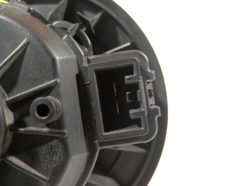 Recambio de ventilador calefaccion para ford fiesta (cb1) titanium referencia OEM IAM VP8E2H18456AA  