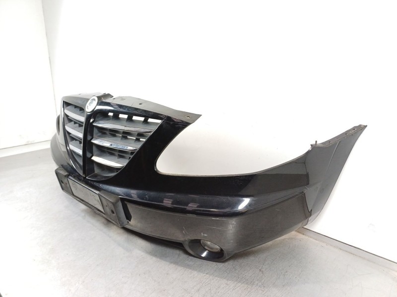 Recambio de paragolpes delantero para ssangyong rodius xdi referencia OEM IAM 7871121000  