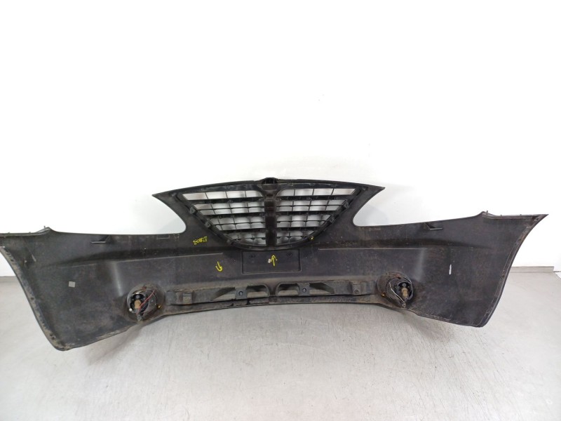 Recambio de paragolpes delantero para ssangyong rodius xdi referencia OEM IAM 7871121000  