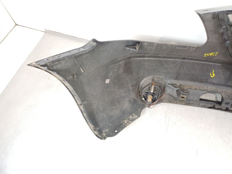 Recambio de paragolpes delantero para ssangyong rodius xdi referencia OEM IAM 7871121000  