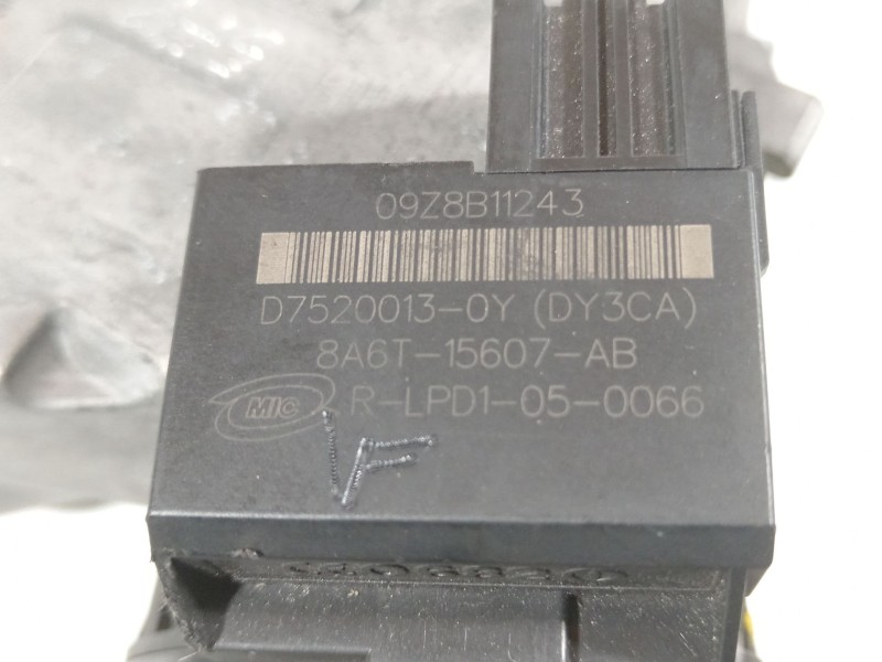 Recambio de antirrobo para ford fiesta (cb1) titanium referencia OEM IAM 8V213K772AC  8A6T15607AB