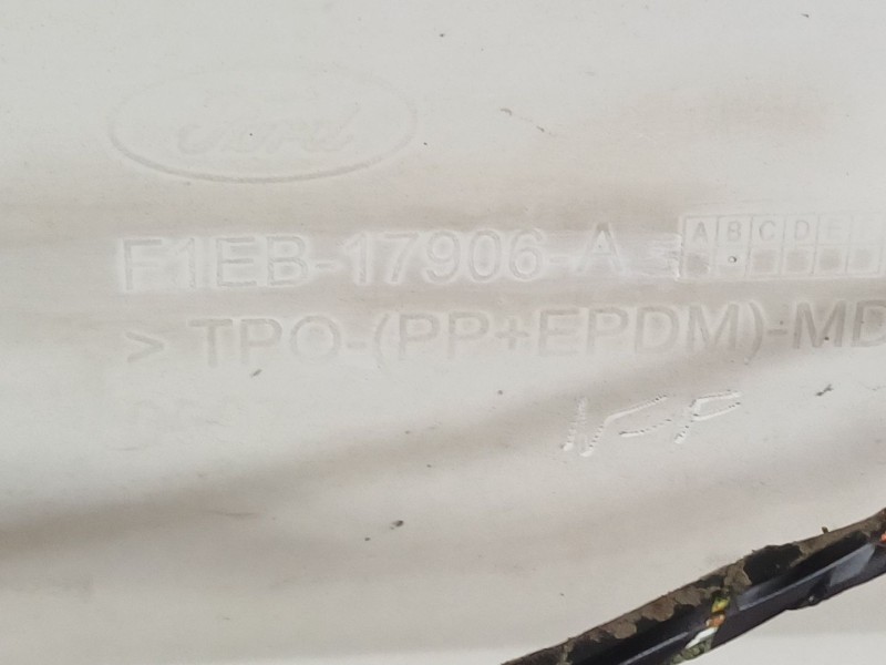 Recambio de paragolpes trasero para ford focus turn. st-line b&r referencia OEM IAM F1EB17906A  