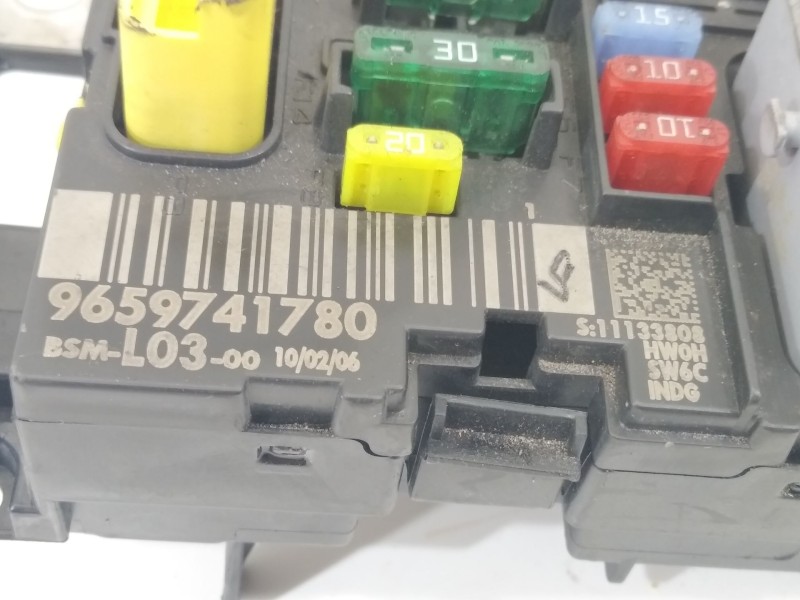 Recambio de caja reles / fusibles para citroën c3 i (fc_, fn_) 1.4 hdi referencia OEM IAM 9659741780  