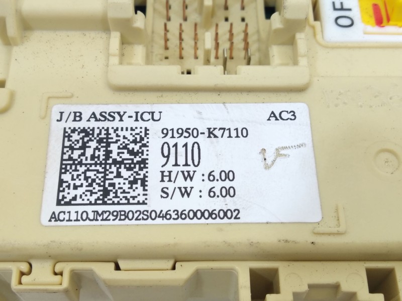 Recambio de caja reles / fusibles para hyundai i10 iii (ac3, ai3) 1.0 mpi referencia OEM IAM 91950K7110  