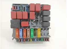 Recambio de caja reles / fusibles para ford ka (ru8) 1.2 referencia OEM IAM 51781452  