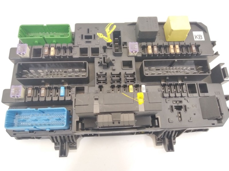 Recambio de caja reles / fusibles para opel astra h sedán (a04) 1.7 cdti (l69) referencia OEM IAM 5DK00990820 24453850 94700786