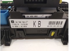 Recambio de caja reles / fusibles para opel astra h sedán (a04) 1.7 cdti (l69) referencia OEM IAM 5DK00990820 24453850 94700786 2