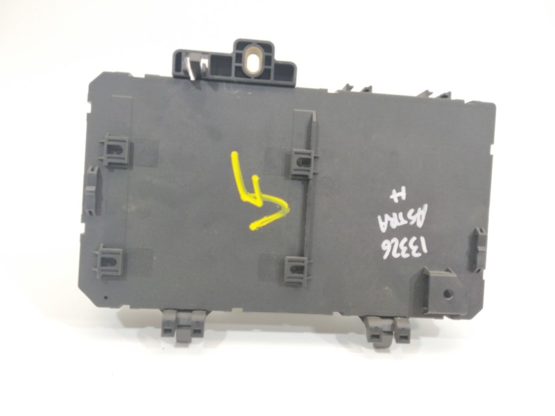 Recambio de caja reles / fusibles para opel astra h sedán (a04) 1.7 cdti (l69) referencia OEM IAM 5DK00990820 24453850 94700786