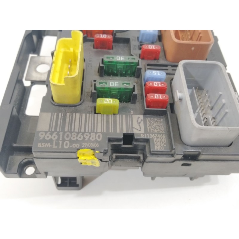 Recambio de caja reles / fusibles para peugeot 207/207+ (wa_, wc_) 1.4 16v referencia OEM IAM 9661086980  BSML1000