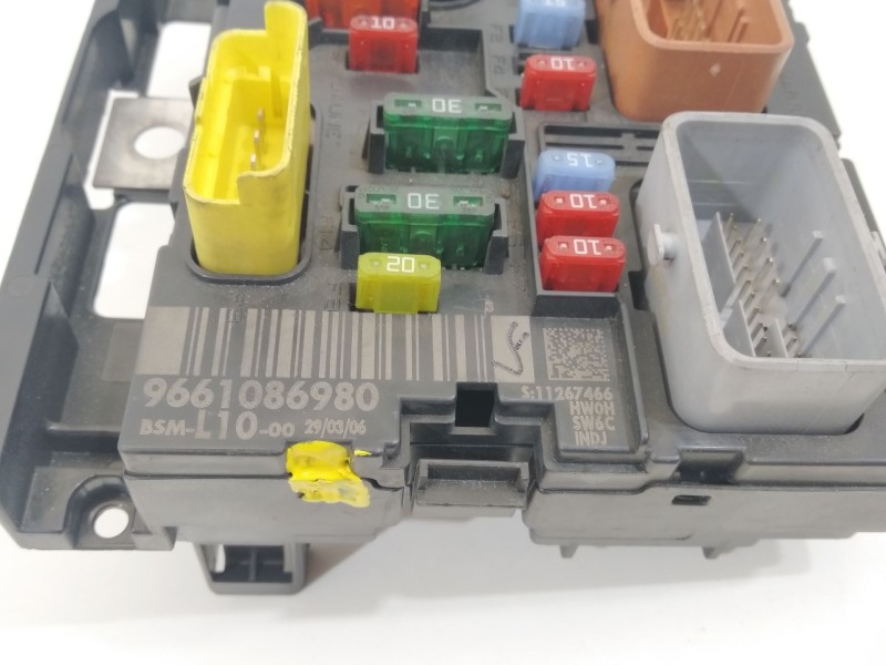 Recambio de caja reles / fusibles para peugeot 207/207+ (wa_, wc_) 1.4 16v referencia OEM IAM 9661086980  BSML1000