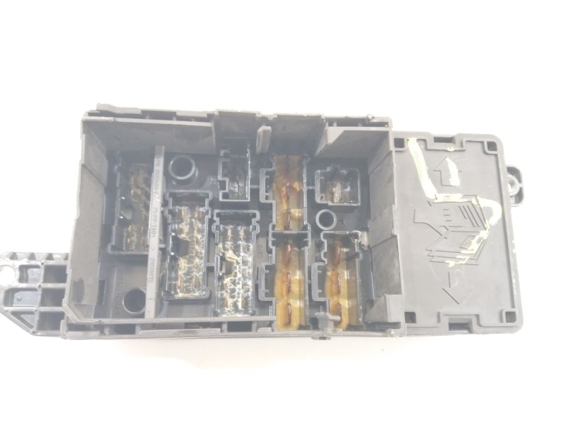 Recambio de caja reles / fusibles para mini mini (r56) cooper referencia OEM IAM 211709041206  690654802