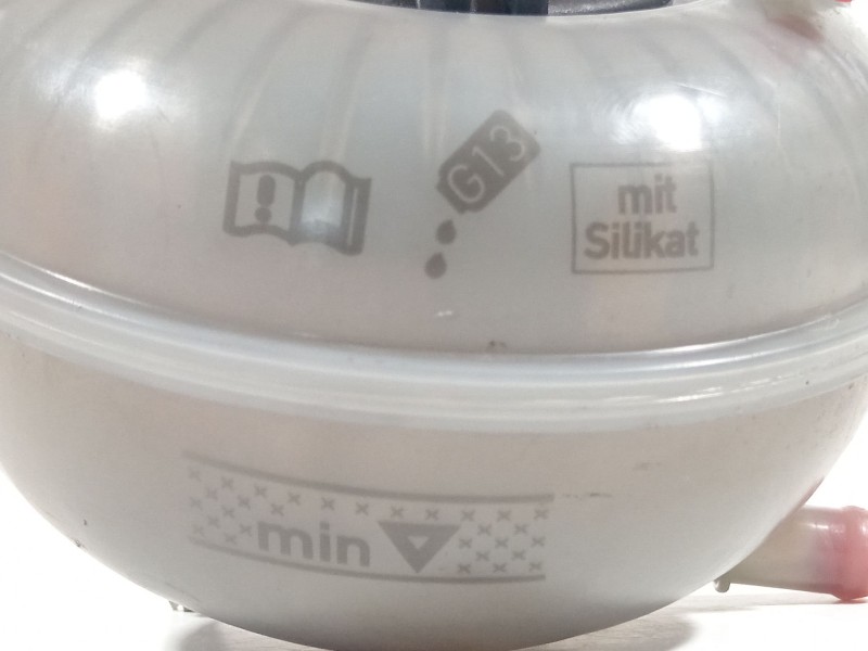 Recambio de deposito expansion para volkswagen golf vii (5g1, bq1, be1, be2) 1.6 tdi referencia OEM IAM 5Q0121407A  