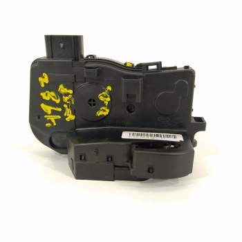 CERRADURA PUERTA DELANTERA DERECHA 81320EU010 