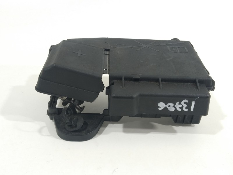 Recambio de caja reles / fusibles para chevrolet orlando (j309) 2.0 d referencia OEM IAM 96964227  