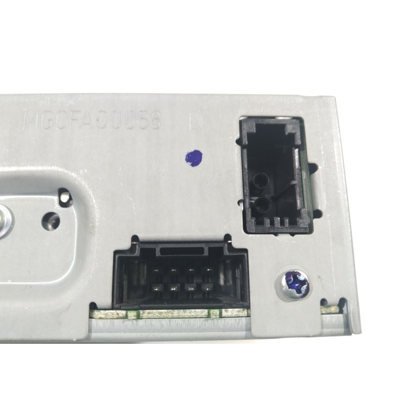 Recambio de sistema audio / radio cd para audi a4 b8 (8k2) 3.2 fsi quattro referencia OEM IAM 8T1035110B  