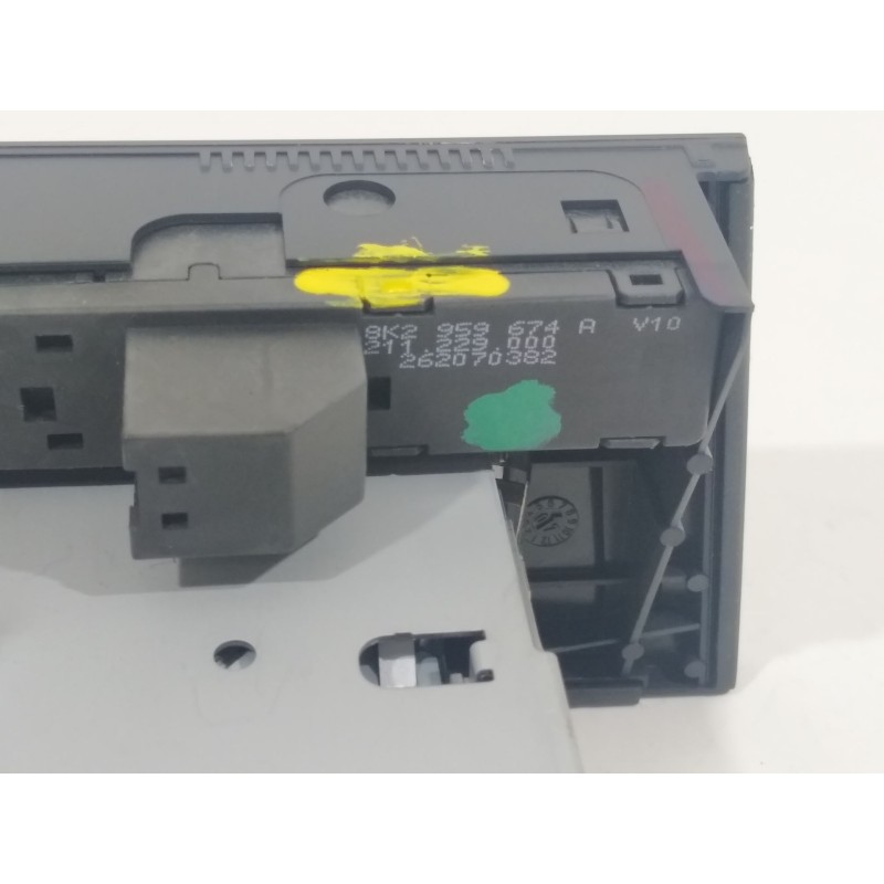 Recambio de sistema audio / radio cd para audi a4 b8 (8k2) 3.2 fsi quattro referencia OEM IAM 8T1035110B  