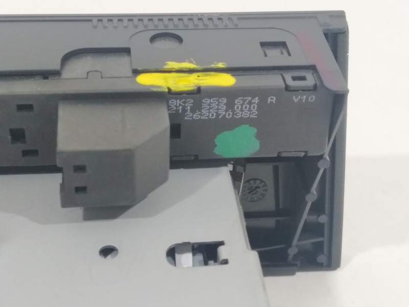 Recambio de sistema audio / radio cd para audi a4 b8 (8k2) 3.2 fsi quattro referencia OEM IAM 8T1035110B  