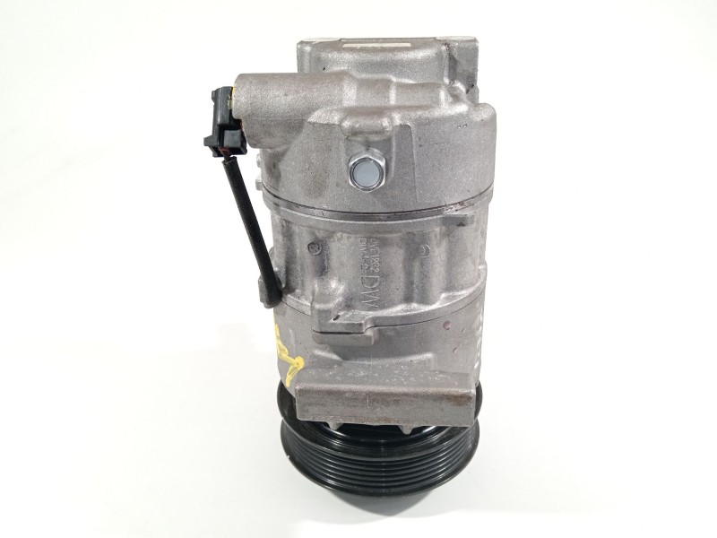 Recambio de compresor aire acondicionado para kia stonic (ybcuv) referencia OEM IAM 1E59E36900 DVE12N 3G2410014