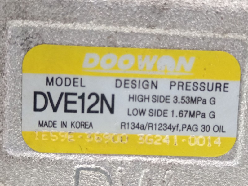 Recambio de compresor aire acondicionado para kia stonic (ybcuv) referencia OEM IAM 1E59E36900 DVE12N 3G2410014