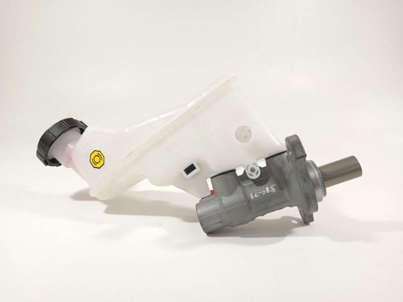 Recambio de bomba freno para kia stonic (ybcuv) referencia OEM IAM 58510H8210  