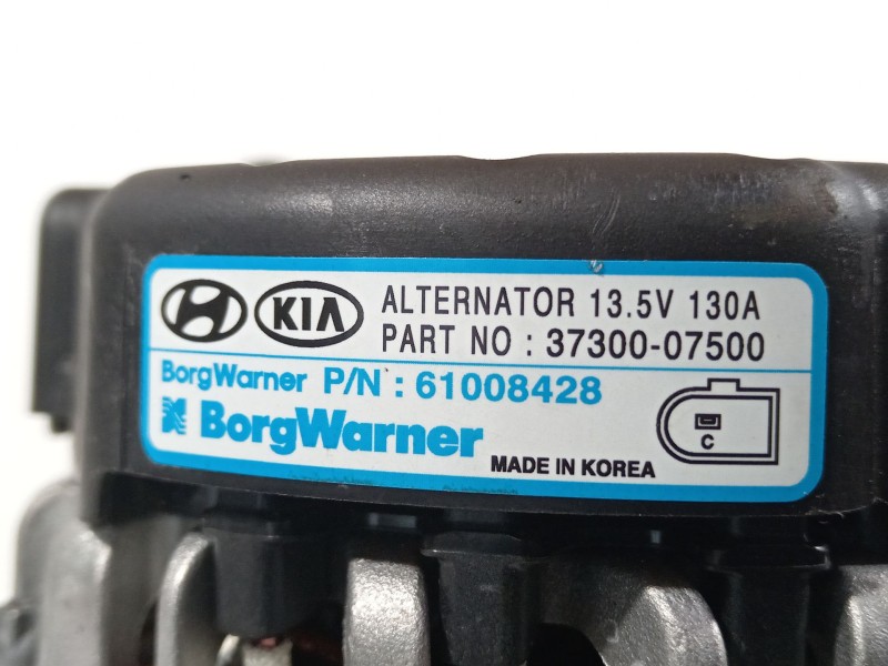 Recambio de alternador para kia stonic (ybcuv) referencia OEM IAM 3730007500  