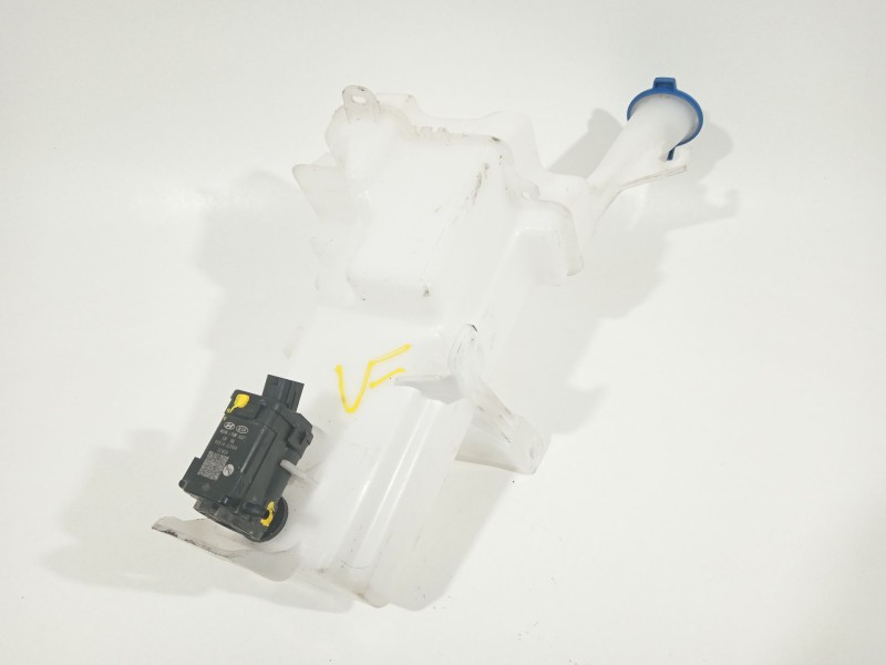 Recambio de deposito limpia para kia stonic (ybcuv) referencia OEM IAM 98610H8500  