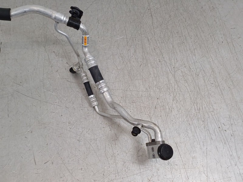 Recambio de tubo aire acondicionado para kia stonic (ybcuv) referencia OEM IAM 97775H8550  t301351230