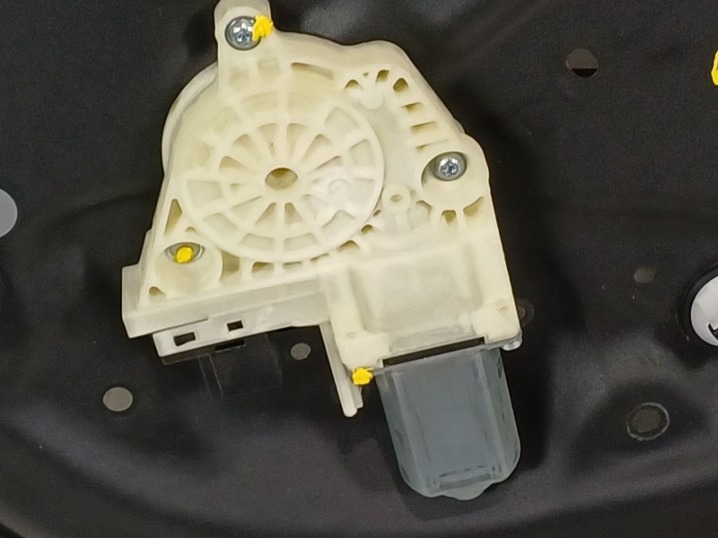 Recambio de elevalunas trasero derecho para porsche panamera diesel referencia OEM IAM 97053620200  