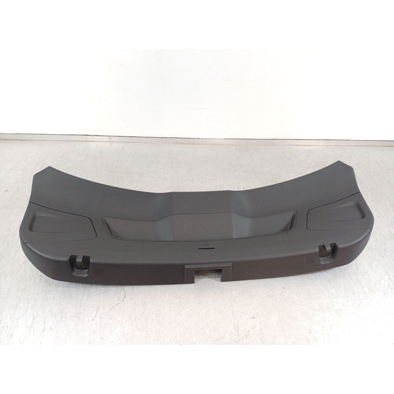 Recambio de guarnecido porton trasero para seat leon (5f1) fr referencia OEM IAM 5F4867601  