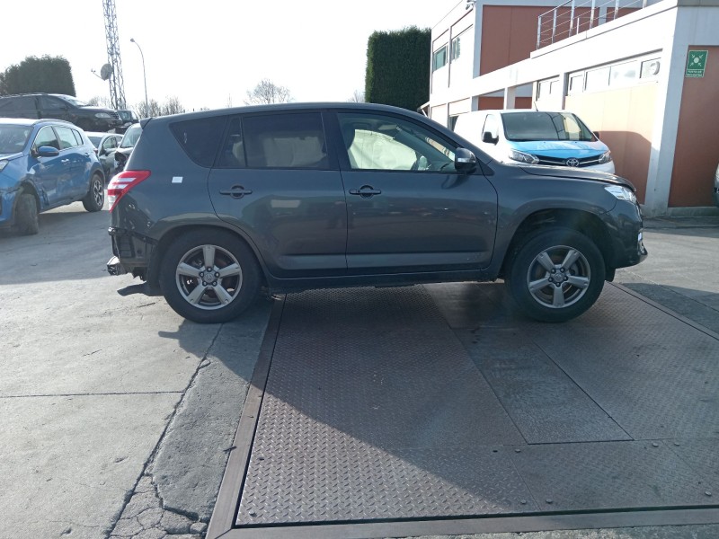 toyota rav 4 iii (_a3_) del año 2012