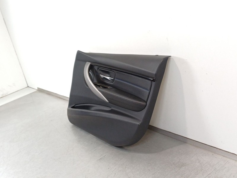 Recambio de guarnecido puerta delantera derecha para bmw serie 3 touring (f31) 320d referencia OEM IAM 3586528  