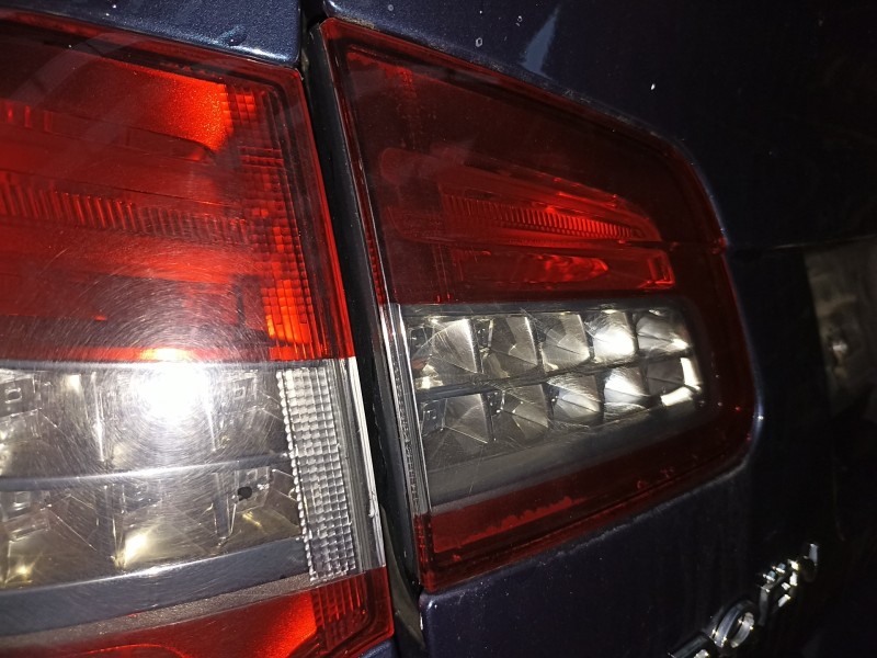 Recambio de piloto trasero izquierdo para citroën c5 berlina exclusive referencia OEM IAM   