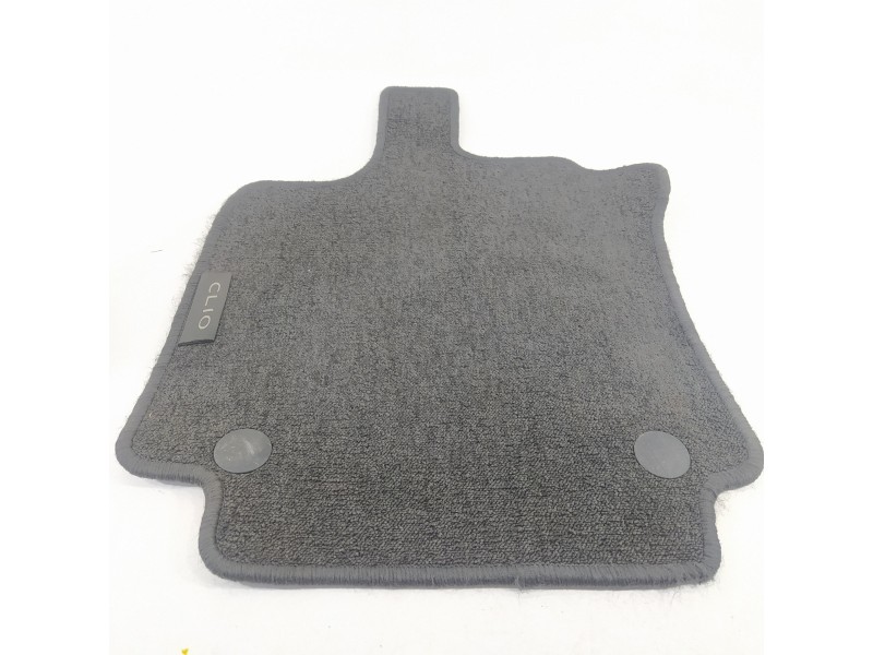 Recambio de juego de alfombrillas para renault clio iv dynamique referencia OEM IAM 8201321301  