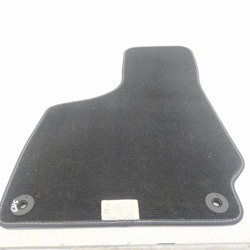 Recambio de juego de alfombrillas para audi tt (8j3/8j9) 2.0 tfsi coupe referencia OEM IAM 8J1863713F 8J1863714F 