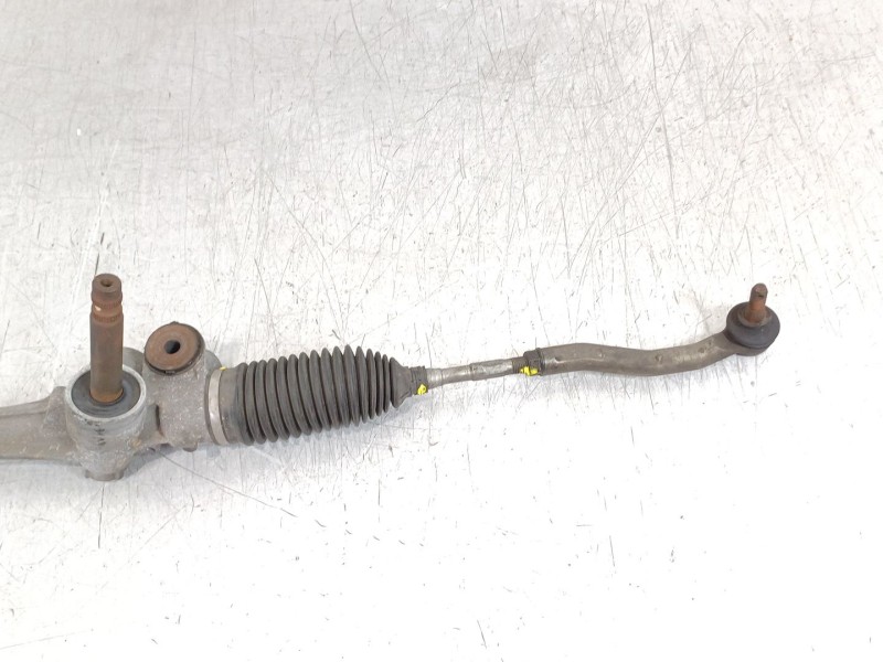 Recambio de cremallera direccion para toyota yaris active referencia OEM IAM 8Y112324B  