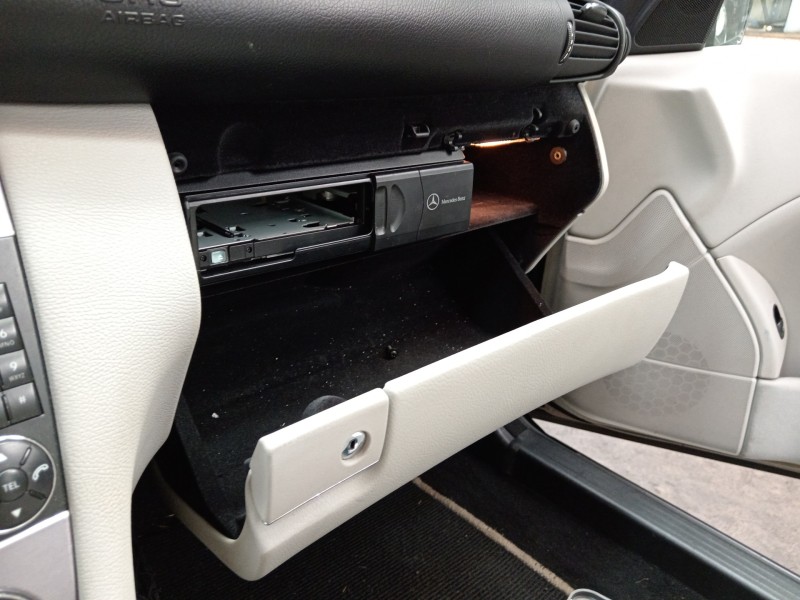 Recambio de guantera para mercedes-benz clase clc (cl203) clc 220 cdi (la) (203.708) referencia OEM IAM   