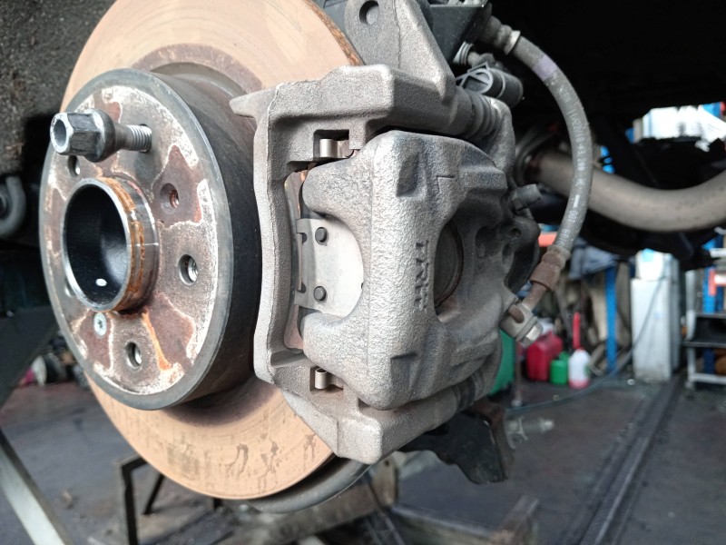 Recambio de pinza freno trasera izquierda para nissan qashqai (j11) acenta referencia OEM IAM   