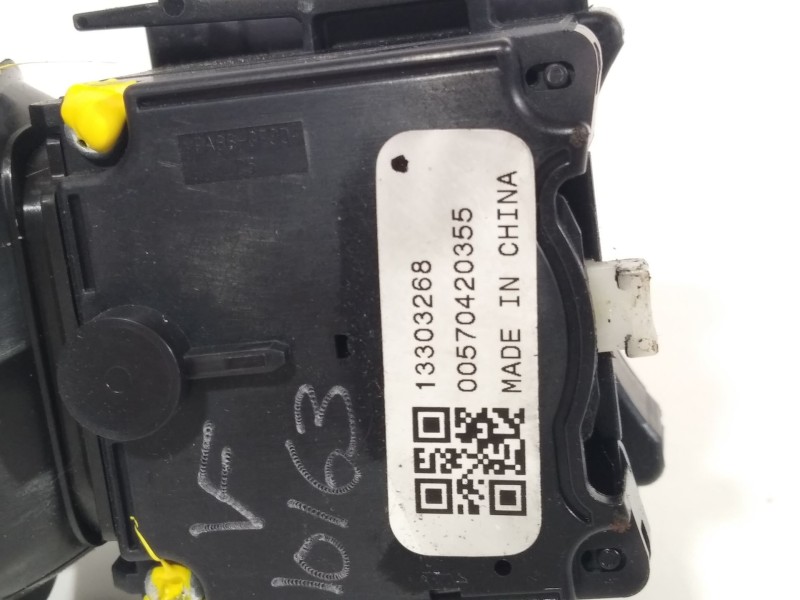 Recambio de mando intermitentes para opel insignia sports tourer 2.0 16v cdti referencia OEM IAM 13303268  