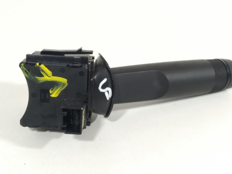 Recambio de mando intermitentes para opel insignia sports tourer 2.0 16v cdti referencia OEM IAM 13303268  